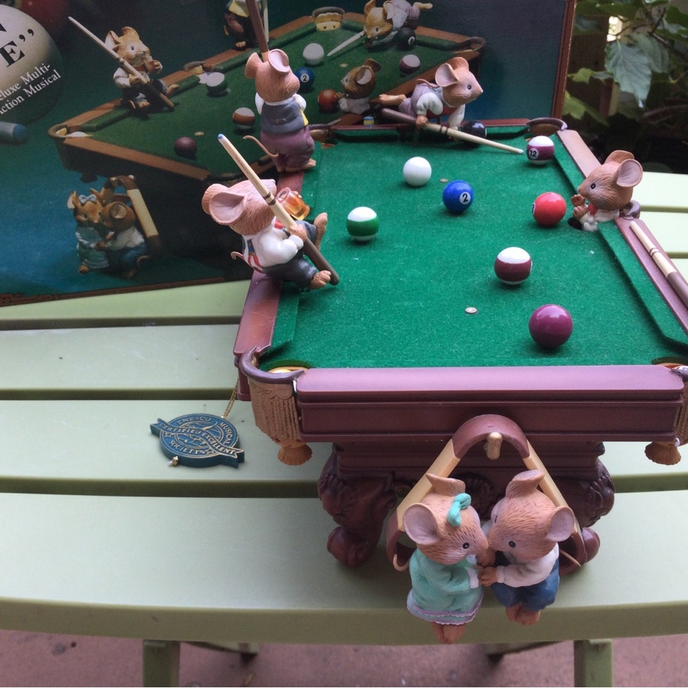 Musical Miniature Mouse Billiards Vintage Table Decor - Enesco Musical Society
